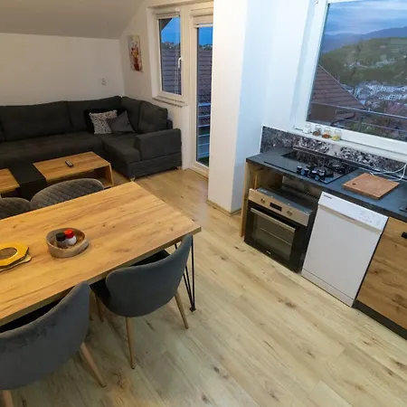 Lejla 2 ترافنيك